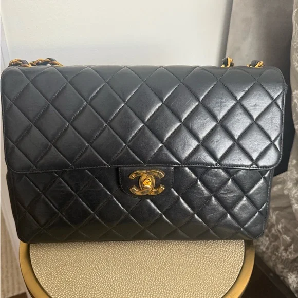 Vintage Chanel Jumbo Single Flap - Picture 1 of 9